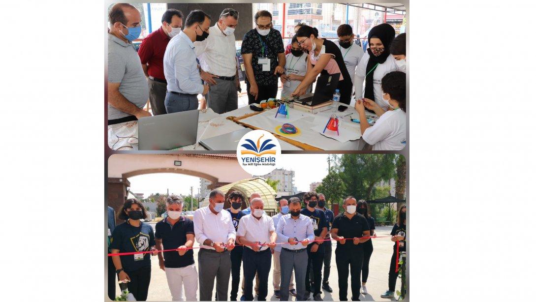 Mahmut Arslan Anadolu Lisesi ve Dr. Kamil Tarhan Ortaokulu'nda 4007 Tübitak Bilim Fuarı Sergisi açılışları gerçekleştirildi.